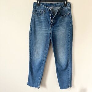 Old Navy Hi Rise O.G. Straight Super Smooth Pockets Button Fly Size 6 Raw Hem